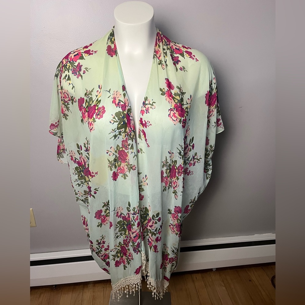 Floral Kimono Shawl with Lace Fringe